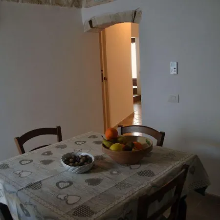 Alojamento de Acomodação e Pequeno-almoço Terrazza Sui Trulli 3*