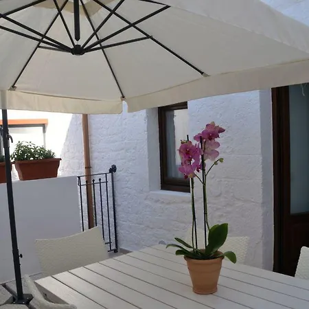 Terrazza Sui Trulli Alojamento de Acomodação e Pequeno-almoço 3*