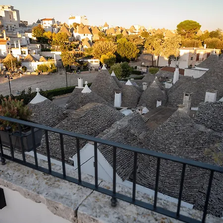 Terrazza Sui Trulli Oda ve Kahvaltı 3*