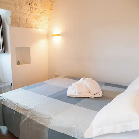 Terrazza Sui Trulli Oda ve Kahvaltı 3*